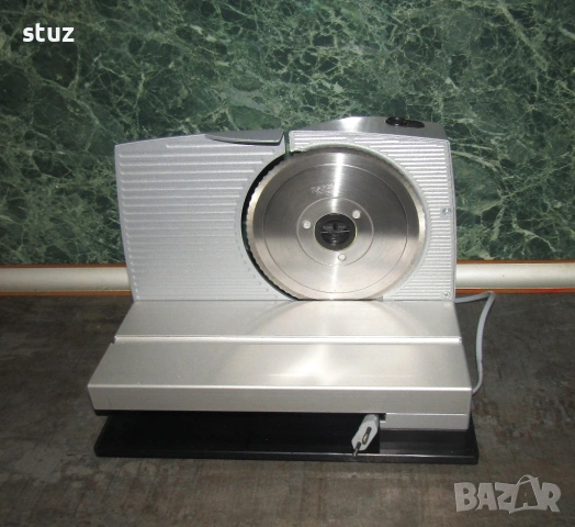 Електрическа машина за рязане на колбаси, хляб, сирена Ritter