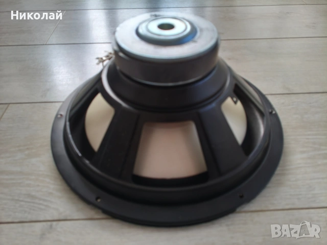 Бас говорител Magnat 12 инча, снимка 4 - Тонколони - 54042966