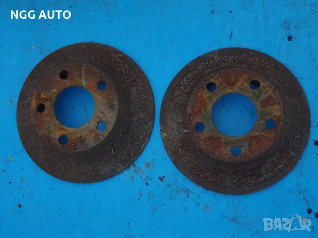 Спирачни дискове за пасат 5.5 1.9 тди 131 коня, VW Passat B5.5, снимка 2 - Части - 48560393