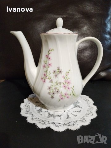 Порцеланов чайник и литиера розова незабравка 