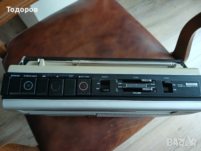 Ретро радиокасетофон Sony CF1470, снимка 4 - Радиокасетофони, транзистори - 54013673