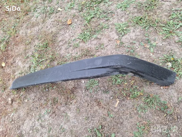 Оригинален малък нож (лип) - лявата страна (шофьорска страна) за Голф 3!, снимка 2 - Аксесоари и консумативи - 47827145