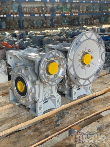 Червячни редуктори - налични на склад, снимка 3 - Други машини и части - 52100149