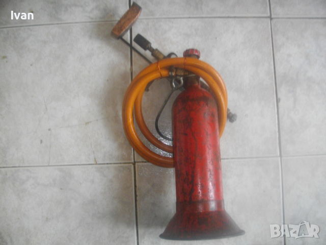 Газов Пропан-Бутан Поялник С Бутилка и Маркуч-Немско Старо Профи Качество-Отличен, снимка 4 - Поялници и запояване - 44921653