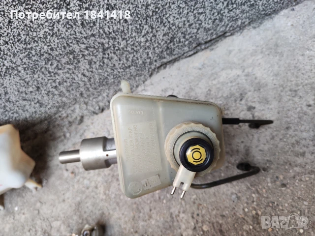 Спирачна помпа с казанче BMW 525D Combi/ БМВ 525 Комби, снимка 3 - Части - 51227727
