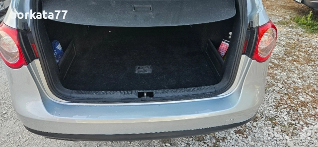 VW PASAT 1.9 TDI, снимка 10 - Автомобили и джипове - 51697068