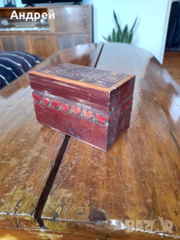 Стара дървена кутия #8, снимка 8 - Антикварни и старинни предмети - 39640675