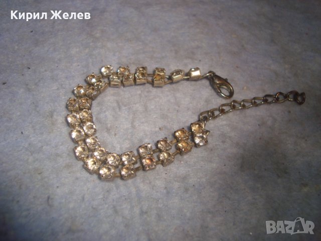 КРАСИВА СТАРА ПОСРЕБРЕНА РЕТРО - АРТ ГРИВНА с ЮВЕЛИРНО ФАСЕТИРАНИ КРИСТАЛИ 10957, снимка 4 - Гривни - 37026608