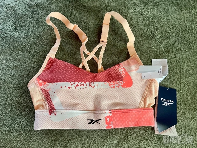 Чисто нов Топ Reebok 