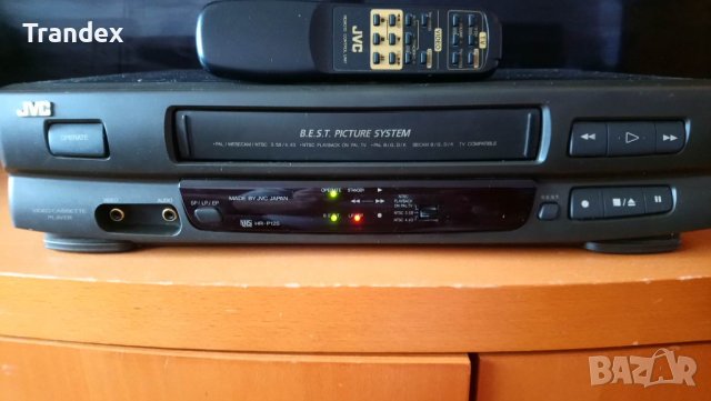 Видео рекордер VHS JVC HR-P125  с три скорости SP/LP/EP за части, снимка 1