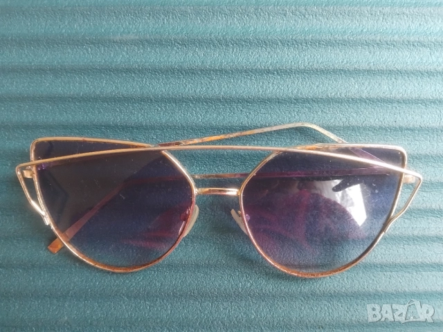 Дамски слънчеви очила с метални рамки, снимка 5 - Слънчеви и диоптрични очила - 52217516