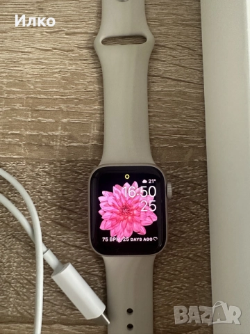 Apple Watch SE (2nd Gen) 40mm
Model A2722 , снимка 14 - Смарт часовници - 56227976