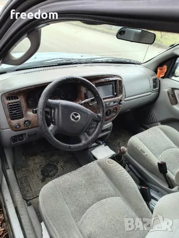Mazda Tribute 2.0i 2001, снимка 6 - Автомобили и джипове - 49383018