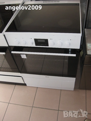 Готварска печка с индукционен плот GRAM, снимка 2 - Печки, фурни - 54155452