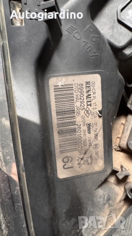 Оригинални Фарове зa Renault Scenic 2009 - 89902925 /  260100023R  / 89902926 / 260600023, снимка 2 - Части - 52632249