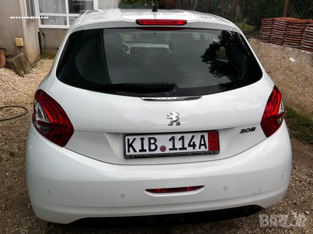Peugeot 208 от Германия, снимка 5 - Автомобили и джипове - 50526176