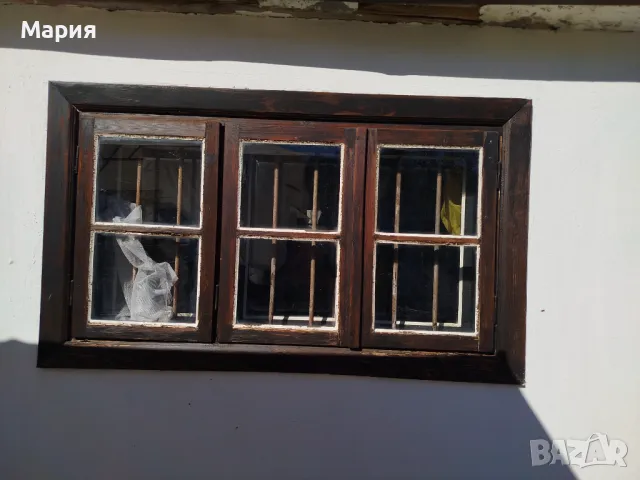 Дървена дограма от селска къща с двойни прозорци, без каси, снимка 4 - Дограми - 47911296