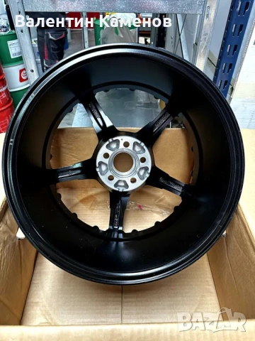 Джанти Konig Hotswap 17x8 5x100 ET35 Black, снимка 3 - Гуми и джанти - 53255961