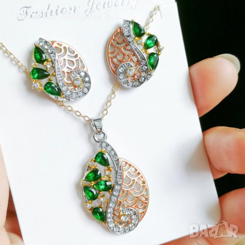 Обици и гердан комплект, мед, цирконии и кристали, снимка 4 - Обеци - 31426326