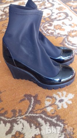 Дамски боти лак и ластичен плат,номер 38, снимка 2 - Дамски боти - 30911529
