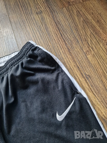 Страхотно мъжко спортно долнище NIKE размер M, снимка 4 - Спортни дрехи, екипи - 51907525