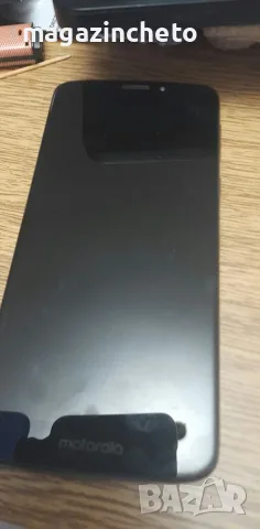 motorola e5 без зарядно  перфектен