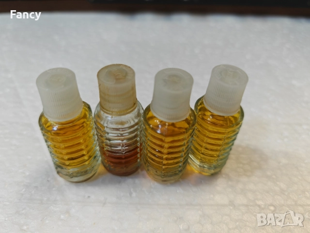 Стари шишенца с одеколони Духи Венера , снимка 3 - Други ценни предмети - 51828695