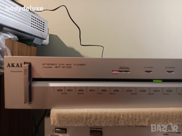 AKAI AT-K110 аналогов тунер, снимка 3 - Ресийвъри, усилватели, смесителни пултове - 24557480