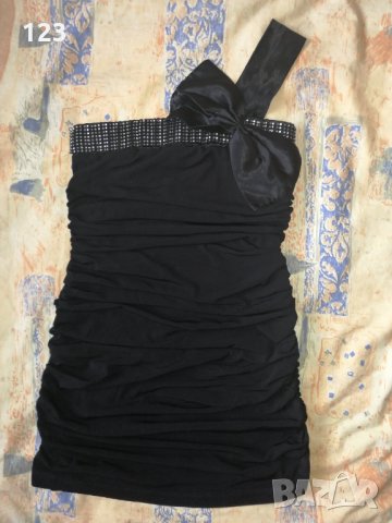 Дамска черна рокля , снимка 2 - Рокли - 35564800