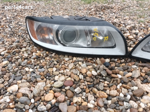 ляв и десен фар за волво В50 С40 фейслифт 07 - 12 VOLVO V50 S40 цена за брой, снимка 5 - Части - 47059557