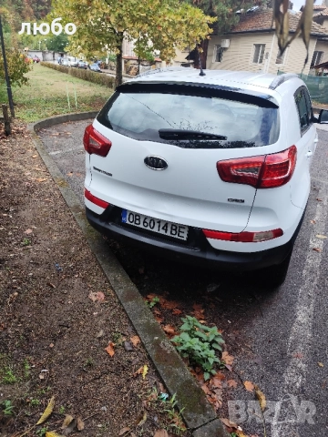 Киа Спортидж 2.0 crdi, снимка 6 - Автомобили и джипове - 51997958