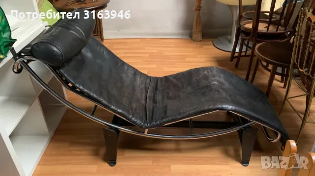 Cassina Le Corbusier LC4 шезлонг с черна кожа, снимка 6 - Дивани и мека мебел - 49127036