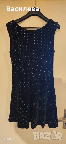 Рокля кадифе., снимка 3 - Рокли - 53980419