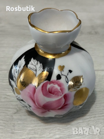 Старинна съветска ЛФЗ порцеланова ваза , снимка 2 - Вази - 53323856