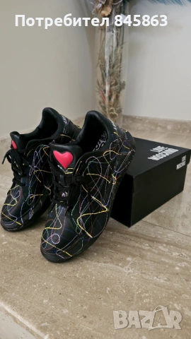 Moschino love Graffiti nero, снимка 3 - Маратонки - 53228945