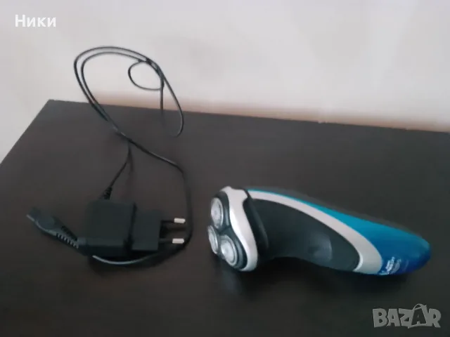 Зарядно за самобръсначка Philips 15V (HQ8505) + Самобръсначка за части