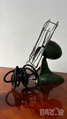 Старинно метално вентилаторче, снимка 5 - Антикварни и старинни предмети - 42789896