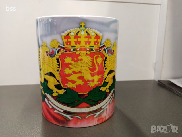 Бяла порцеланова чаша на България / Bulgaria, снимка 3 - Чаши - 37002221