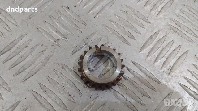 Зъбно колело Toyota Yaris 1.3i 16v 2004г.	