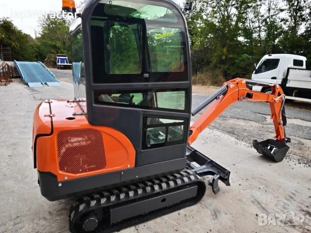 Багер Yanmar ЧИСТО НОВ Yanmar мотор 2.5 тона