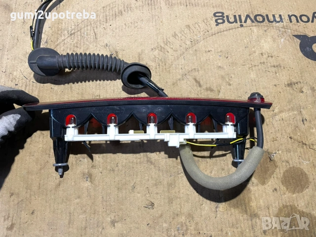 Трети Стоп 35810-63j0 SUZUKI SX4 S-Cross JY 2018 1.0 Турбо, снимка 2 - Части - 53069921