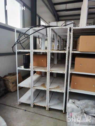 Метални стелажи, снимка 2 - Стелажи и щандове - 53097545