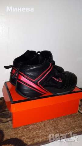 Оригинални кожени маратонки NIKE , снимка 7 - Детски маратонки - 29133368