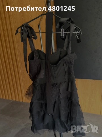 Черна бутикова рокля AVIN – Етажиран тюл и детайли, снимка 4 - Рокли - 54241383