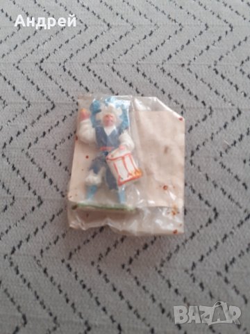 Стара оловна фигурка #2