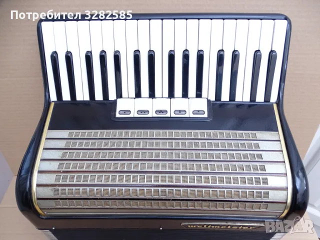 Акордеон Велтмайстер 60 баса, снимка 2 - Акордеони - 49810873