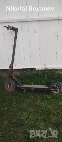 Тротинетка , снимка 2 - Скейтборд, ховърборд, уейвборд - 51871165