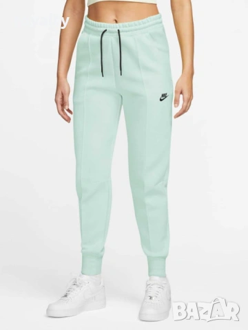 Nike Ново Оригинално Дамско Долнище Найк Цвят Мента 
