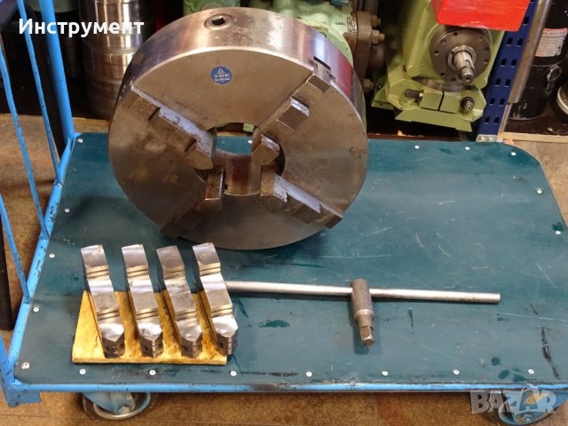 Универсален патронник за струг TOS IU 400/4 M1 4-челюсти