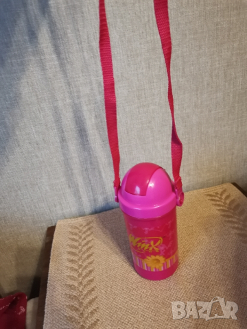 Пластмасова детска чаша със сламка на Winx, снимка 5 - Прибори, съдове, шишета и биберони - 44572499